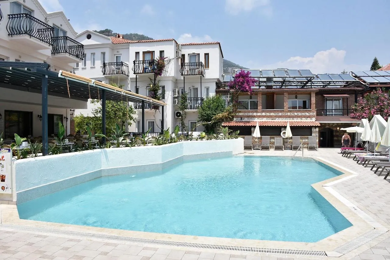 Magic Tulip Hotel Олудениз
