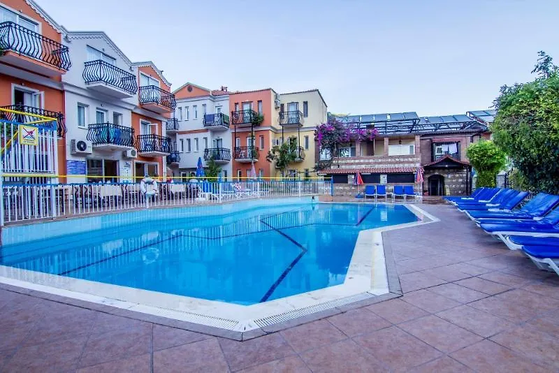 Magic Tulip Hotel Олудениз